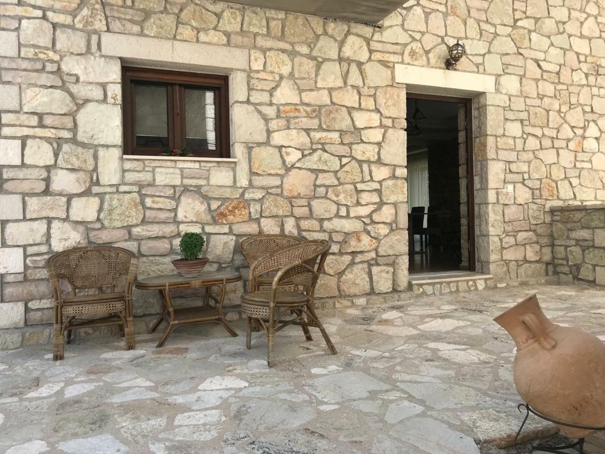 Panoraia Maisons Margariti Exterior photo
